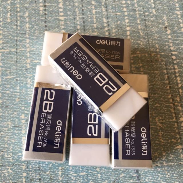 > 得力 文具 (deli)7536-高级办公橡皮擦 7536(12块)商品评价 > 东西