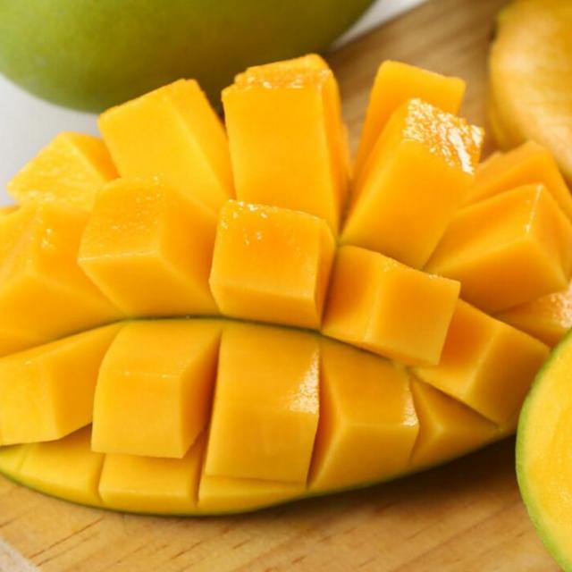 > 广西青芒 玉芒 新鲜水果 新鲜芒果 2kg 单果200g-400g商品评价 > 家