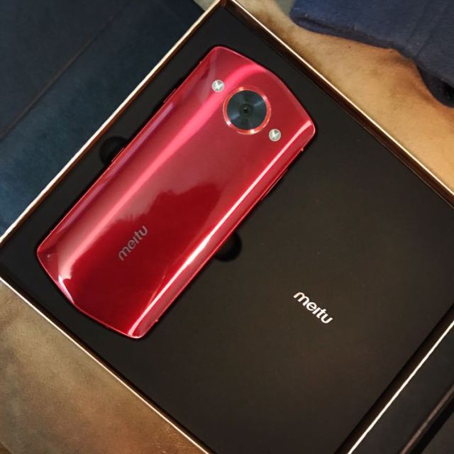 现货meitu 美图m8(mp1603)4gb 64gb 魅影红 自拍美颜 全网通 移动联通