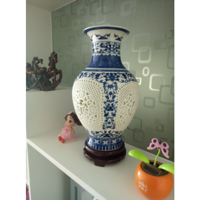 景德镇陶瓷器玲珑镂空青花瓷瓶白色花瓶客厅复古个性创意装饰摆件