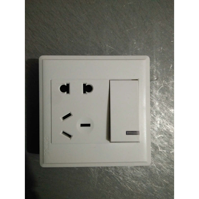 opple86型电工面板墙壁开关插座防漏电安全一开单五孔灵犀z