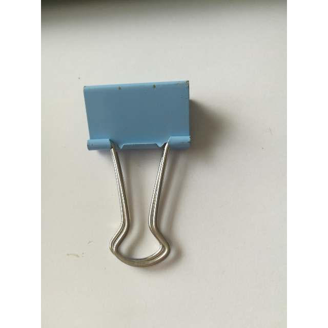 得力文具彩色长尾夹小中大号燕尾夹凤尾夹票夹书铁夹子办公用品8554es