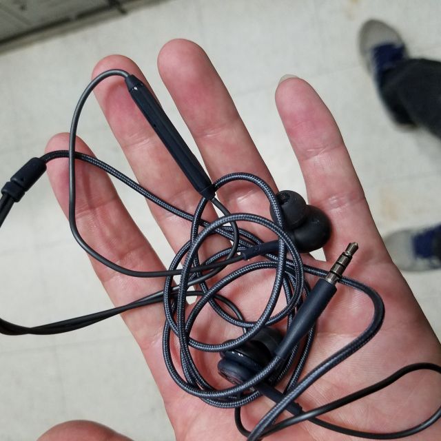 原装正品三星samsunggalaxys8s8原装耳机akg调音版重低音入耳式耳机