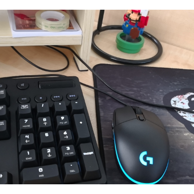 羅技(logitech)g102 炫彩有線遊戲鼠標有線吃雞電腦鼠標編程lol守望