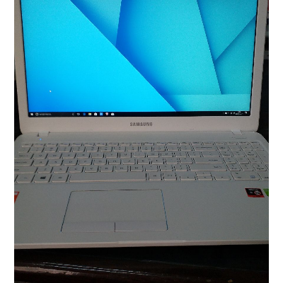 三星np550r5m-x02cn 15.