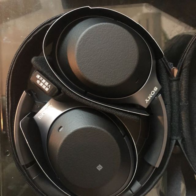 > 索尼(sony)wh-1000xm2 头戴式降噪蓝牙无线耳机(黑色)商品评价 > 国