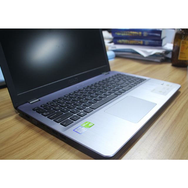 华硕(asus)fl8000uq8550顽石五代笔记本电脑i7-8550 8g 1t 128g 940