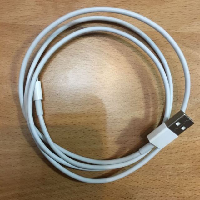 > 苹果(apple) lightning to usb 连接线 原装 充电线 数据线 1 米