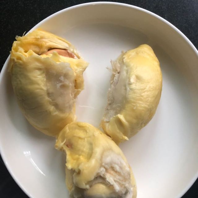 > 【重返自然】泰国榴莲 5-6个装 8公斤商品评价 > 还行,收到的时候还