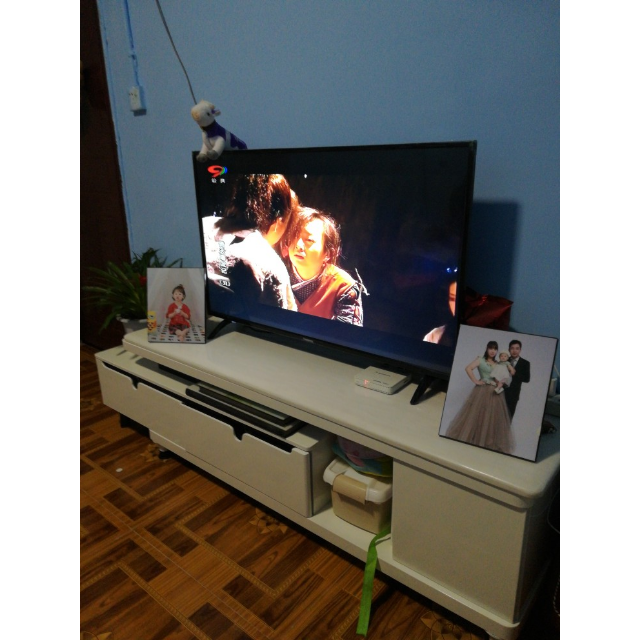 长虹changhong43m143英寸高清蓝光节能窄边平板led液晶电视机黑色