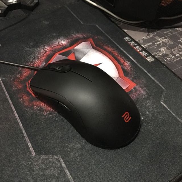 明基benqzowiegear卓威奇亚fk1绝地求生有线电竞吃鸡鼠标usb光电黑色