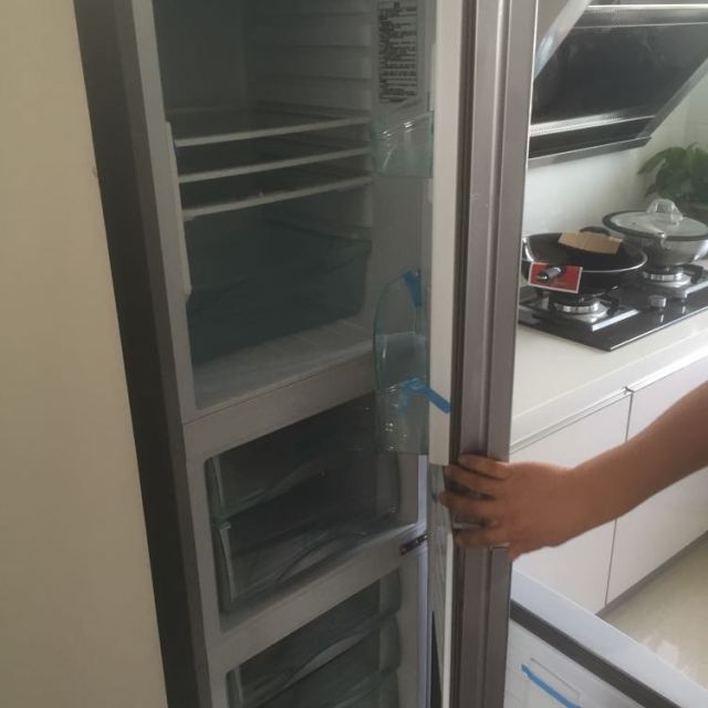 海尔(haier) bcd-216sdegu1 216升三门冰箱 电脑控温 智能远程控制