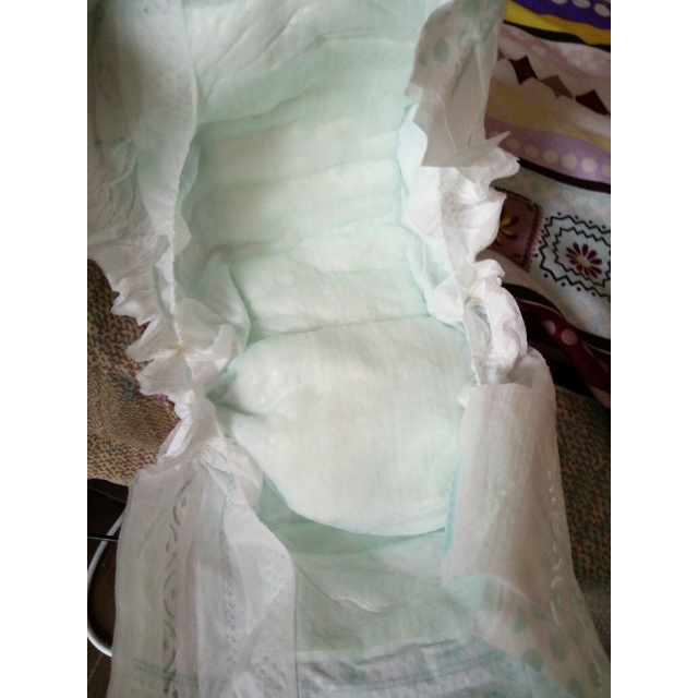 > 帮宝适(pampers)超薄干爽透气婴儿纸尿裤/尿不湿 新生儿nb102片