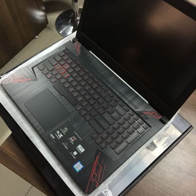 华硕(asus)飞行堡垒fx80 15.