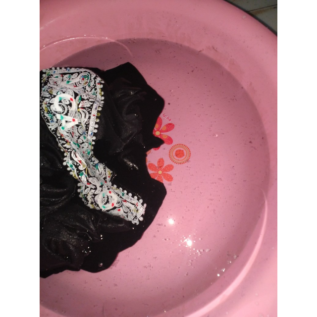 男士时尚休闲印花短袖t恤 180/96a s1黑色商品评价 > 这衣服洗的掉毛