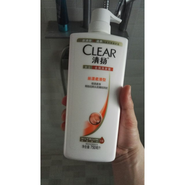 吴亦凡同款清扬clear女士去屑洗发水丝漾柔滑型750g所有发质成人联合