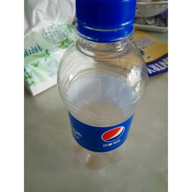 > 百事可乐 可乐型汽水330ml*12瓶塑包 碳酸饮料商品评价 > 物超所值