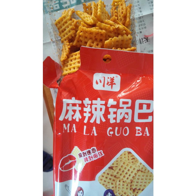 小时候红色袋子的锅巴图片