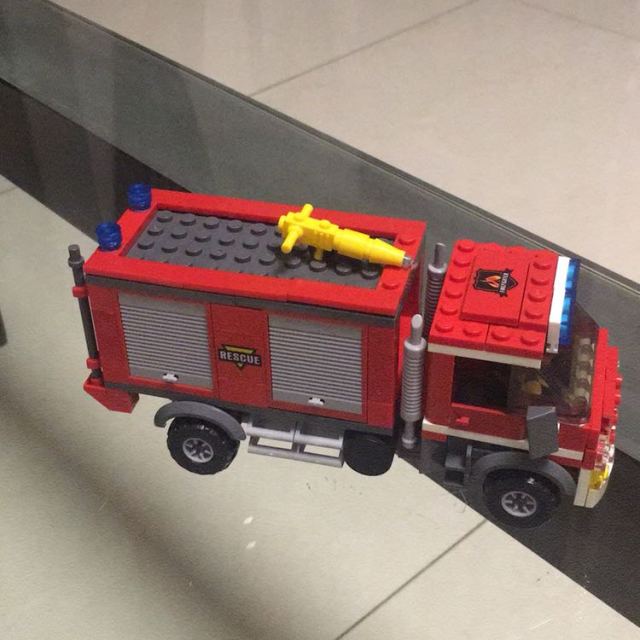 开智兼容乐高儿童玩具6岁以上男孩消防喷水车拼插塑料小颗粒拼装积木