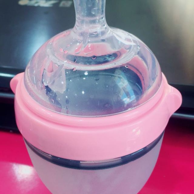 婴儿仿乳头奶嘴安抚仿真母乳实感奶软加宽口径断奶纳米银硅胶奶瓶厌奶