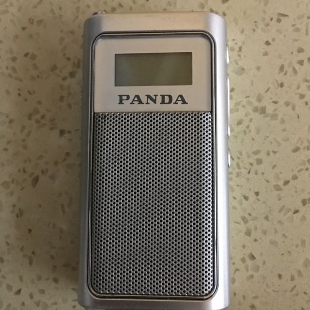 熊貓panda6200銀色小型立體聲充電插卡聽戲收音機迷你便攜老人袖珍