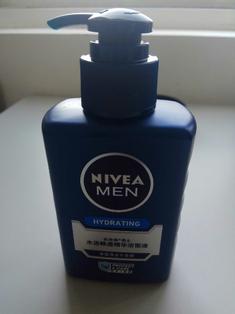 150g(新老包装 随机发放)洁肤水 深层洁净男士洗面奶 男士洁面晒单图
