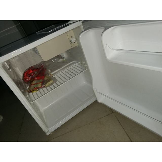 白雪冰箱bc-50hb 50升单门冰箱 小巧机身 使用便捷 小冰箱 家用电冰箱