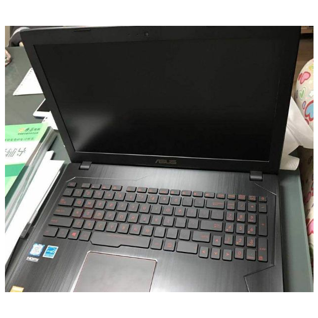 华硕(asus)飞行堡垒6代 fx86fe8300 15.