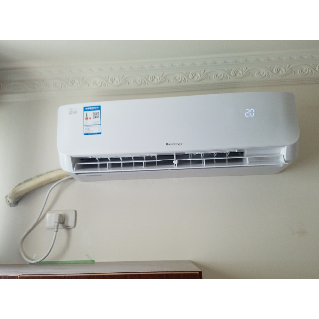 格力(gree) 大1匹 变频 冷暖挂机空调 kfr-26gw/(26559)fnaa-a3 俊越