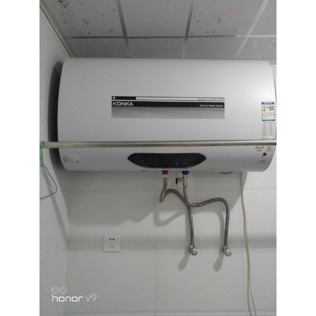 康佳konka电热水器储水式遥控触屏款80升速热扁桶二级能效3000瓦dszf