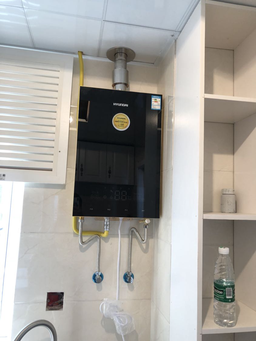 钢化玻璃面板 智能变频恒温功能12升燃气热水器jsq24-hy802d 天然气