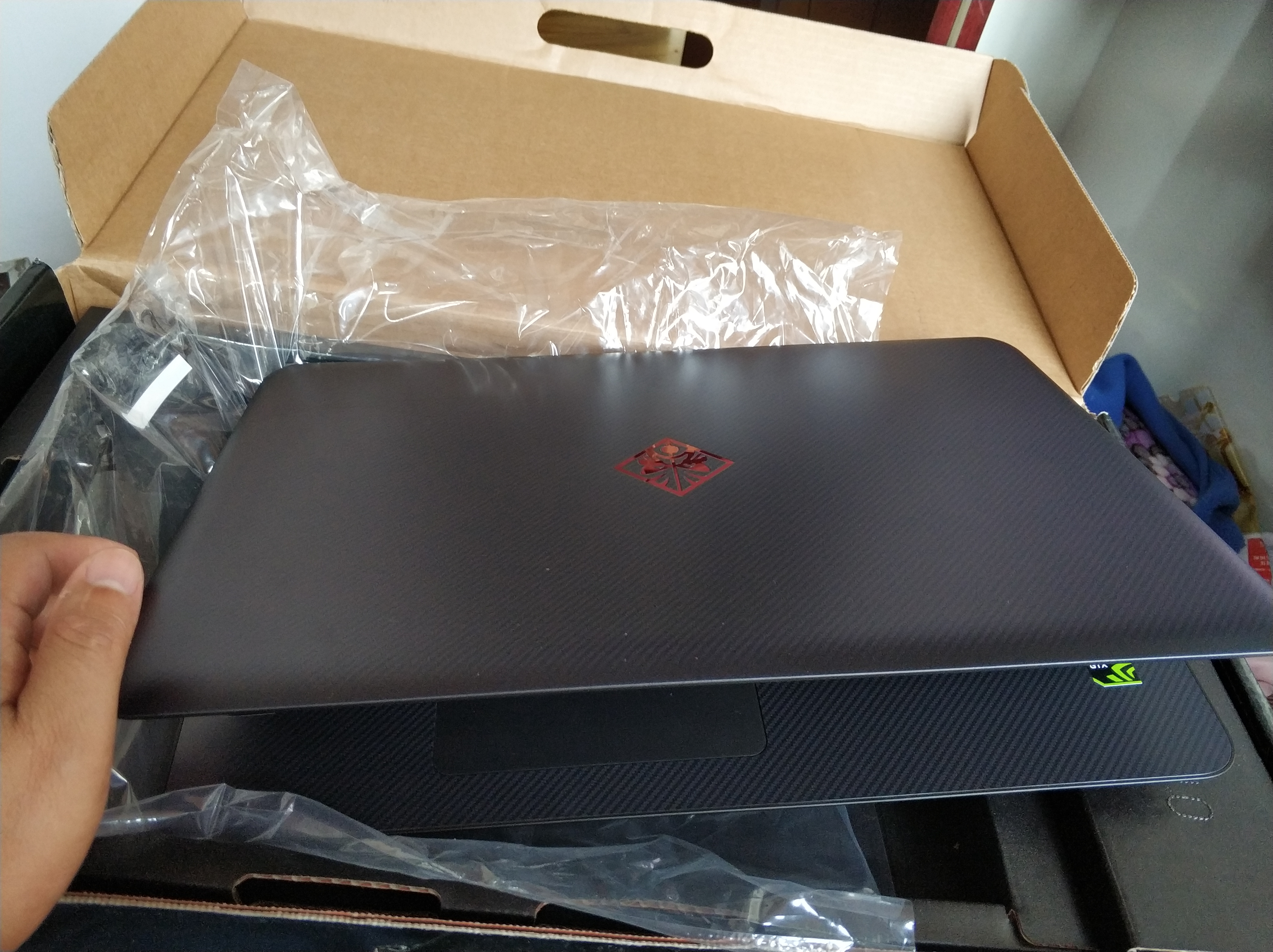 惠普hp暗影精灵2代pro15-ax254tx 15.