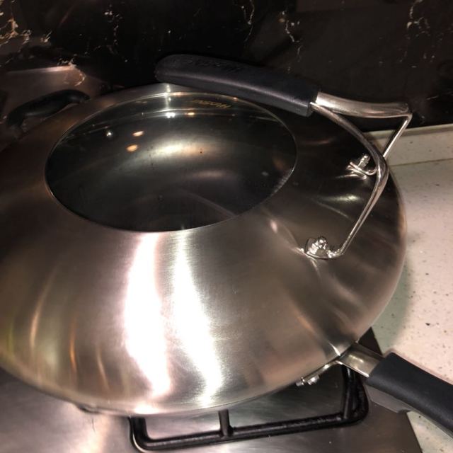 豪森铸铁锅平底通用大炒锅少油烟不生锈36cm手工生铁铁锅炒菜锅无涂层