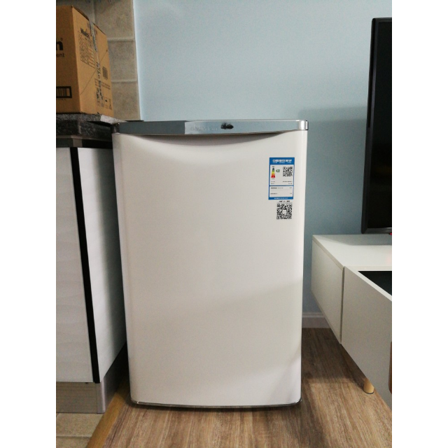 东宝dobonbc126b126升单门迷你小型冰箱时尚复古租房家用酒店公寓面膜