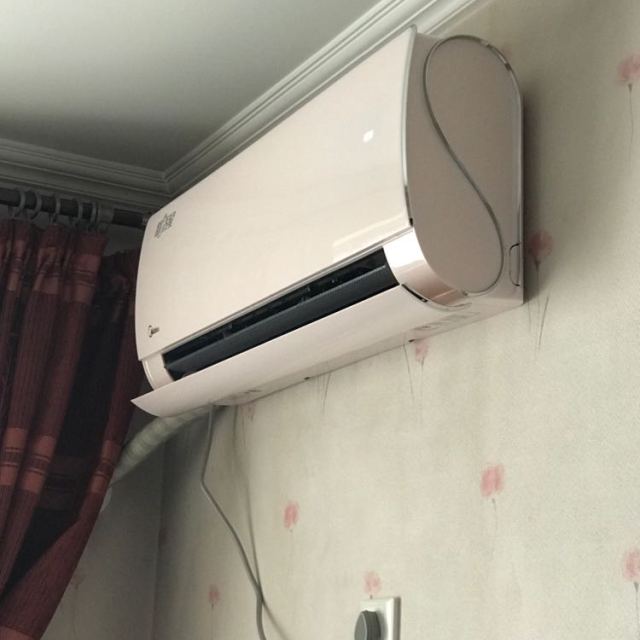 送料理机】美的midea舒适星大1匹冷暖无风感变频空调挂机 壁挂式 kfr