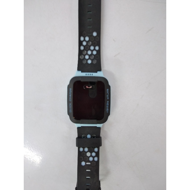 > 小天才电话手表 y03 蓝黑商品评价 > 送人的,孩子喜欢