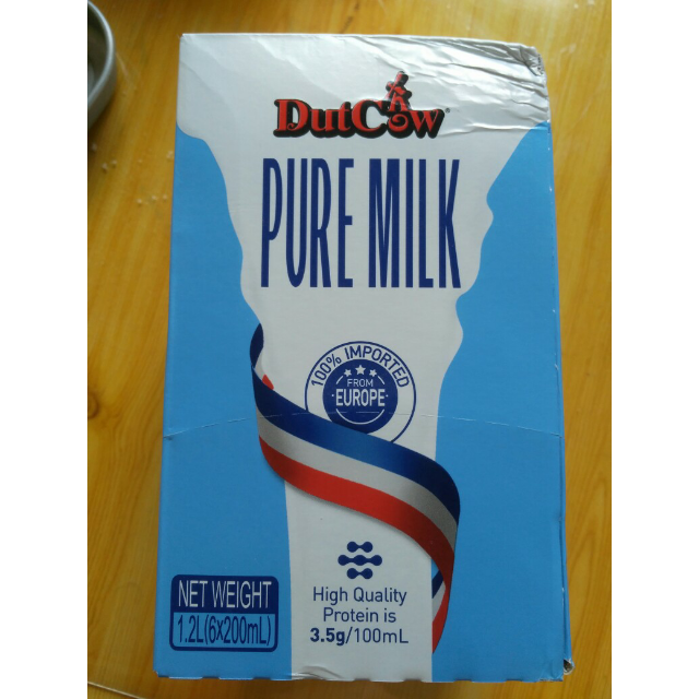 法国原装进口 荷兰乳牛 原装进口纯牛奶 200ml*12瓶 临期促销10月到期