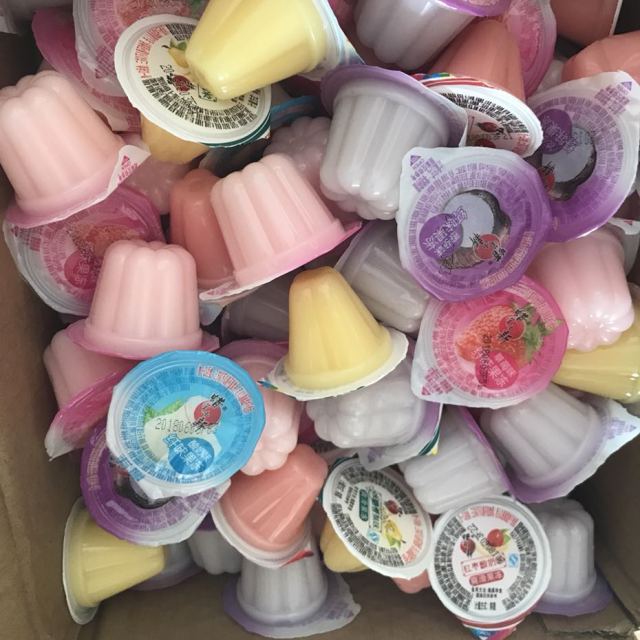 蜡笔小新果冻布丁混合味2100g箱装纤味果冻布丁5种口味混合休闲儿童