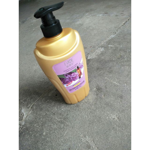 > 埃菲尔薰衣草洗发露750g 滋养去屑修护防开叉洗发水 男女通用商品