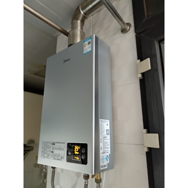 美的(midea)12升燃气热水器jsq22-12hwa(旗舰版)宽频恒温 断电记忆