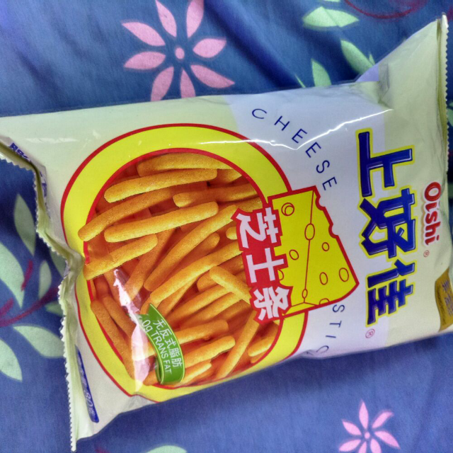 上好佳芝士條膨化食品80g