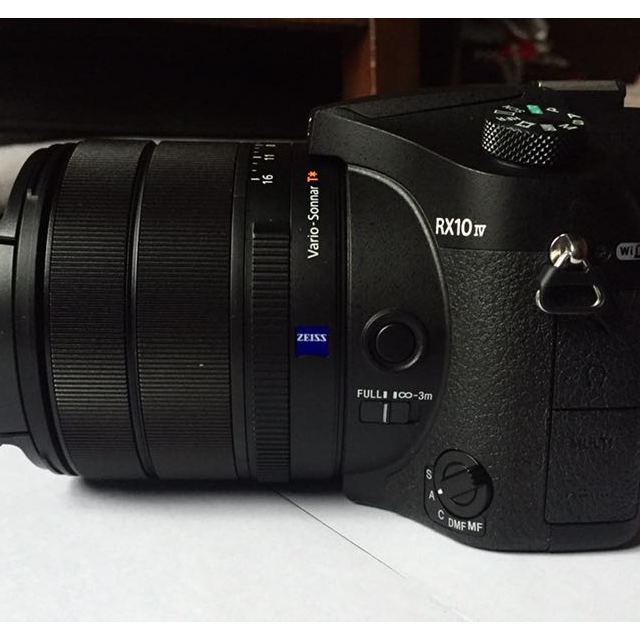 索尼sonydscrx10m4cn1黑卡数码相机3英寸屏超长焦黑卡约2010万像素24