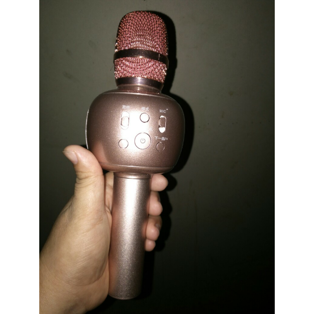 > 第一眼 q16无线蓝牙话筒 手机全民k歌神器家用唱歌音响一体麦克风