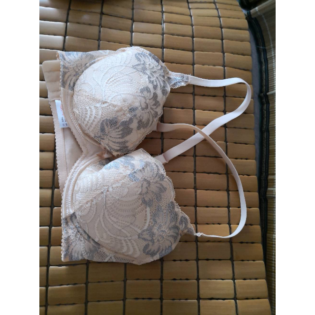 古今内衣正品 3/4小胸薄膜杯聚拢钢圈调整型含插片女文胸0d202 85b
