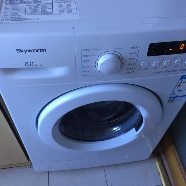 创维(skyworth)f60a 6公斤全自动滚筒洗衣机12种洗涤模式 led大显示屏