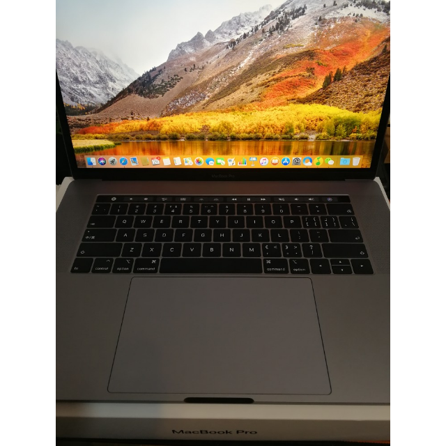 2018款 apple macbook pro 15.4英寸 i7處理器 16gb 256gb 4gb獨顯 深