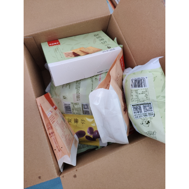 【良品铺子】黄桃果干 98g*1袋 休闲零食 特色果脯果 酸甜适口 精选