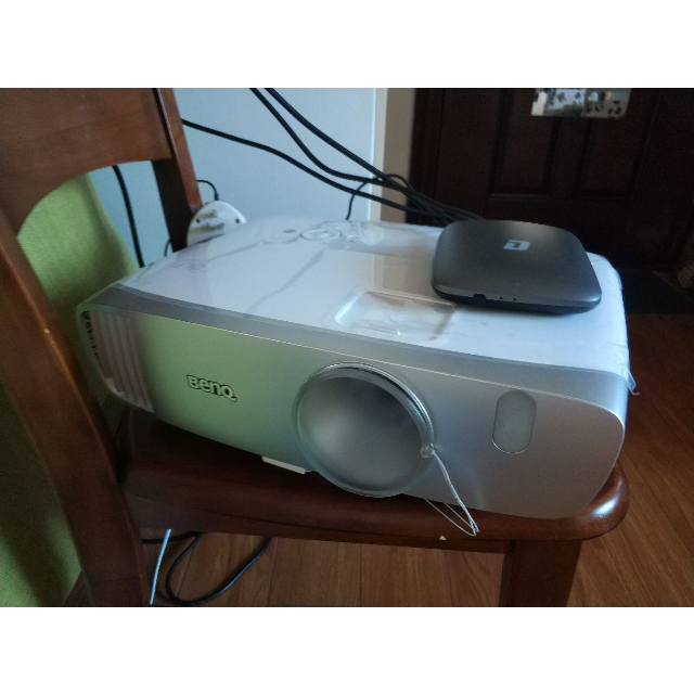 明基(benq)w1120 家用投影机 投影仪(1080p分辨率 2200流明 左右梯形