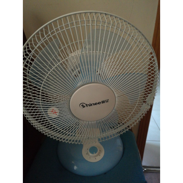 赛亿shinee电风扇台扇台式落地小风扇节能静音摇头机械控制3档正常风