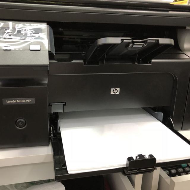 惠普(hp) laserjet pro m1136 黑白多功能激光一体机 (打印 复印 扫描